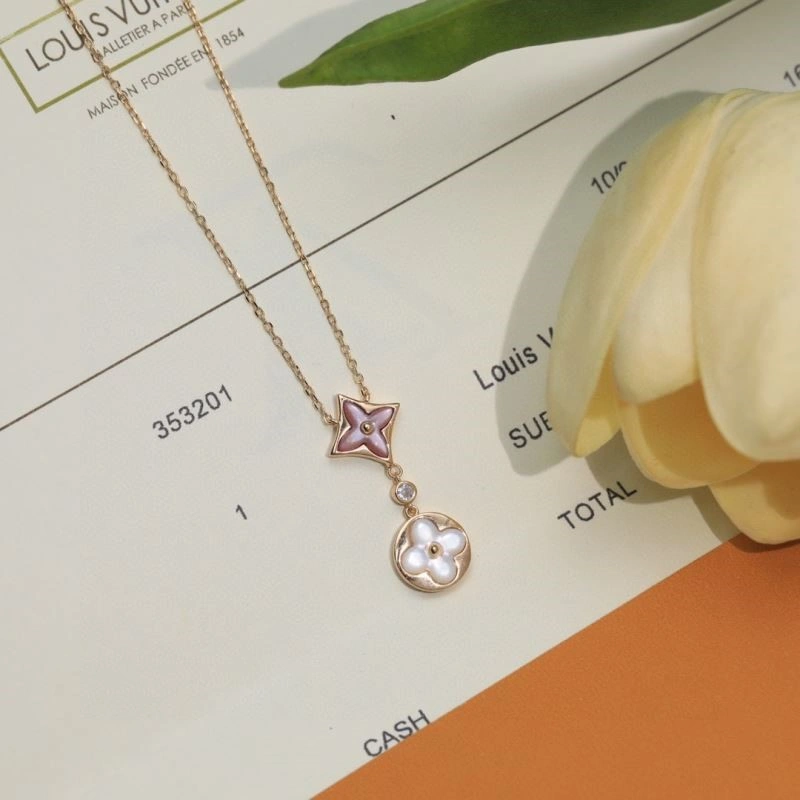 Louis Vuitton Necklaces ModernLook 248529