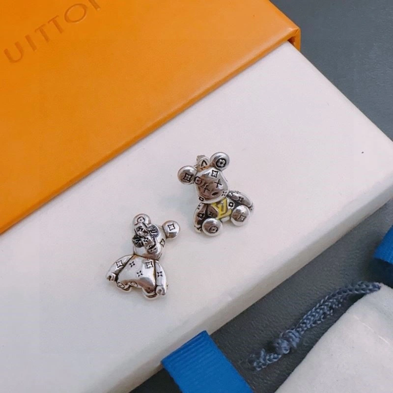 Breathable Louis Vuitton Necklaces 248514