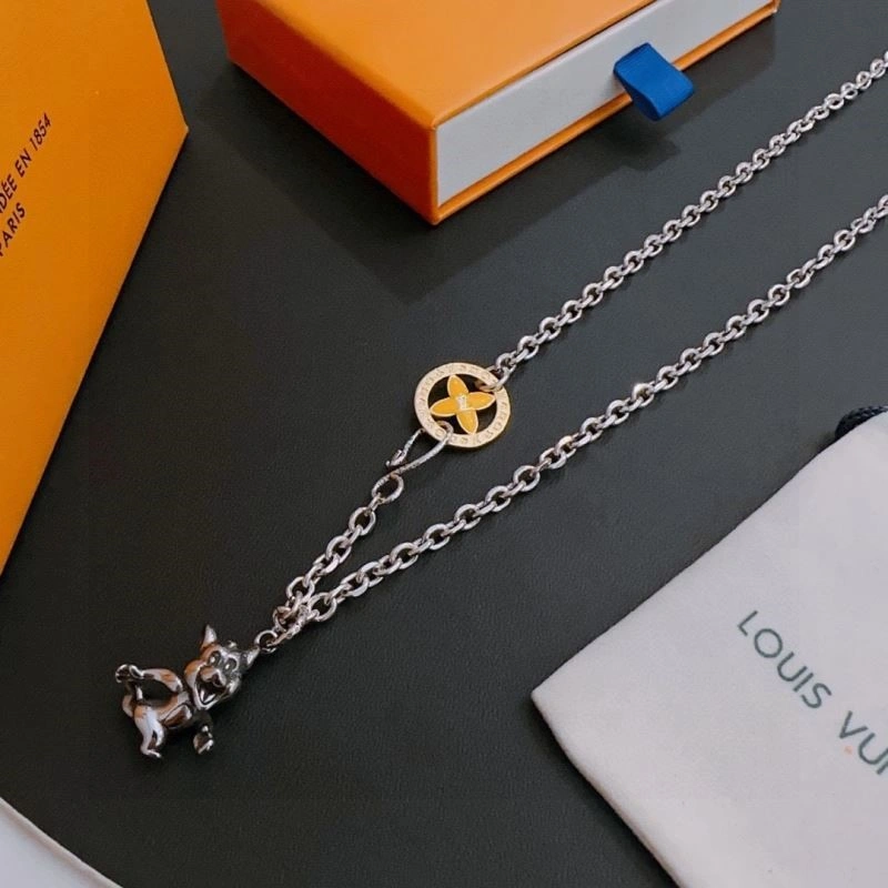 UrbanStyle Louis Vuitton Necklaces 248515