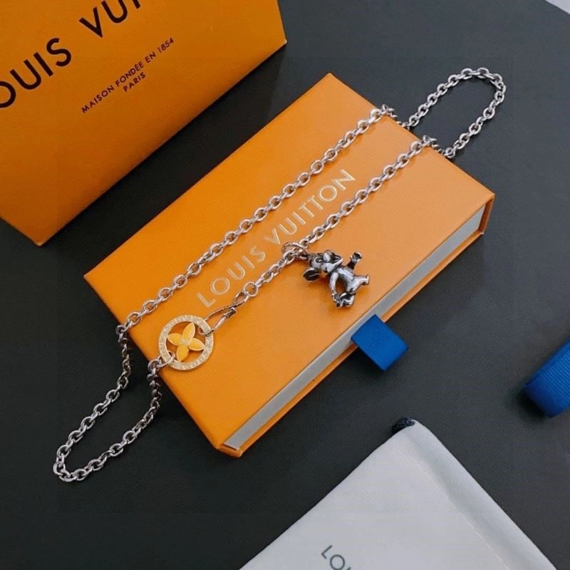 UrbanStyle Louis Vuitton Necklaces 248515