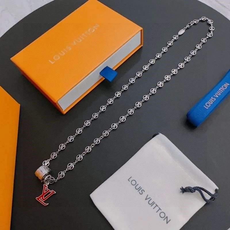 Breathable Louis Vuitton Necklaces 248509