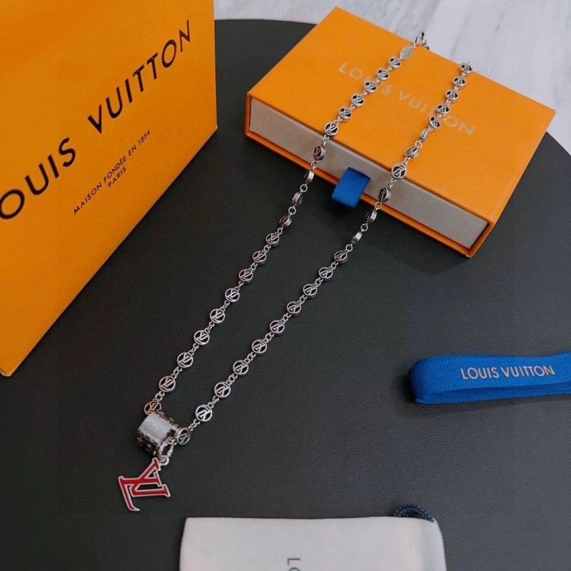 Breathable Louis Vuitton Necklaces 248509