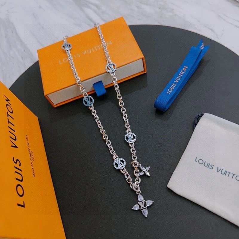 Louis Vuitton Necklaces Comfortable 248508