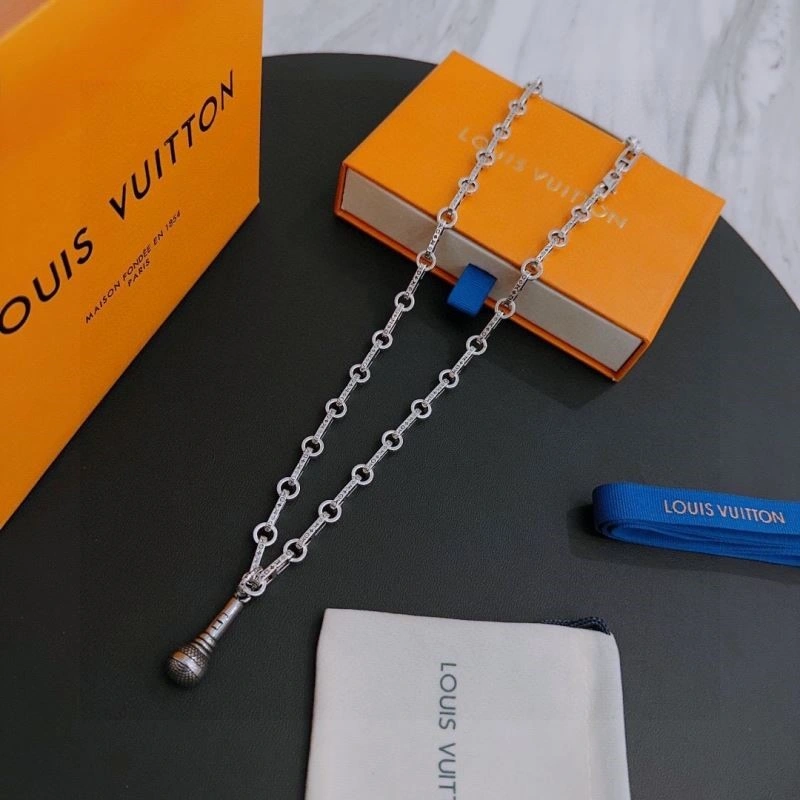 Louis Vuitton Necklaces Durable 248502