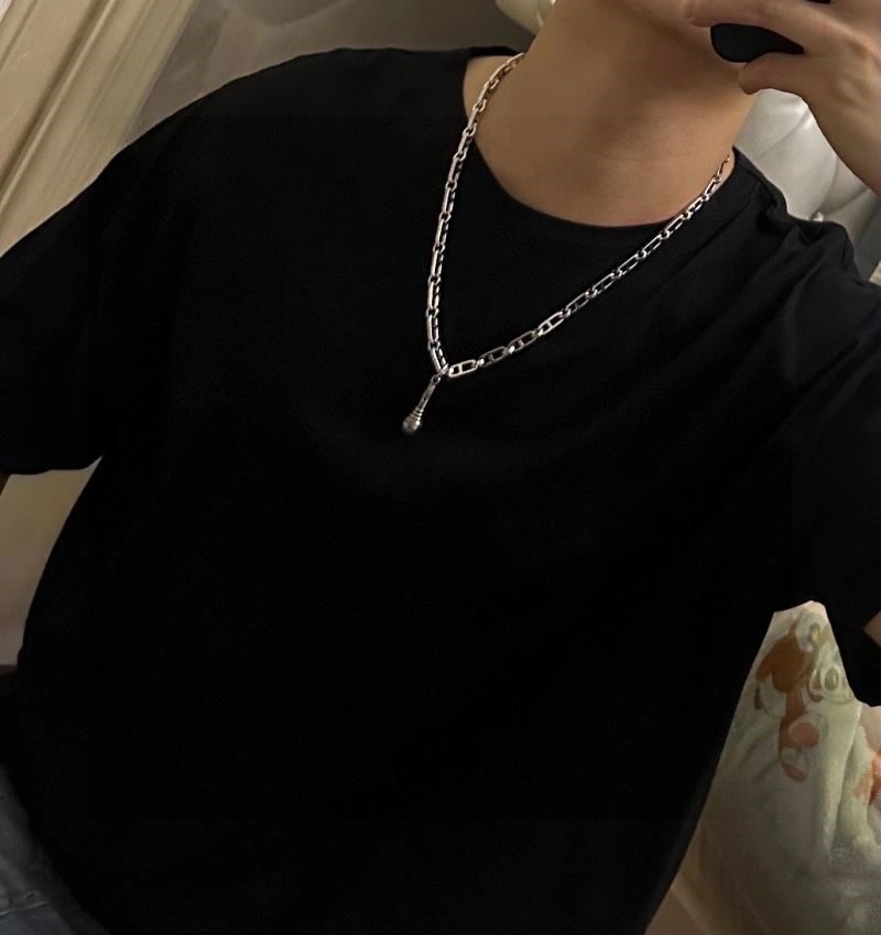Louis Vuitton Necklaces Durable 248502