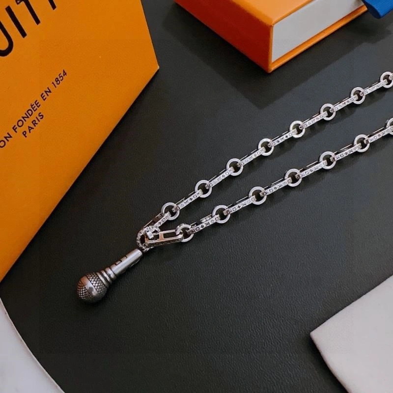 Louis Vuitton Necklaces Durable 248502