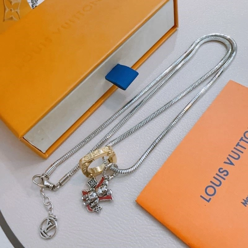 Louis Vuitton Necklaces SportInspired 248487