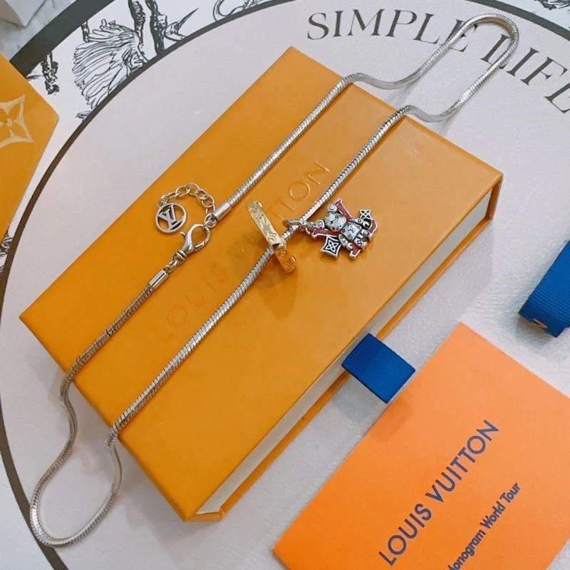 Louis Vuitton Necklaces SportInspired 248487