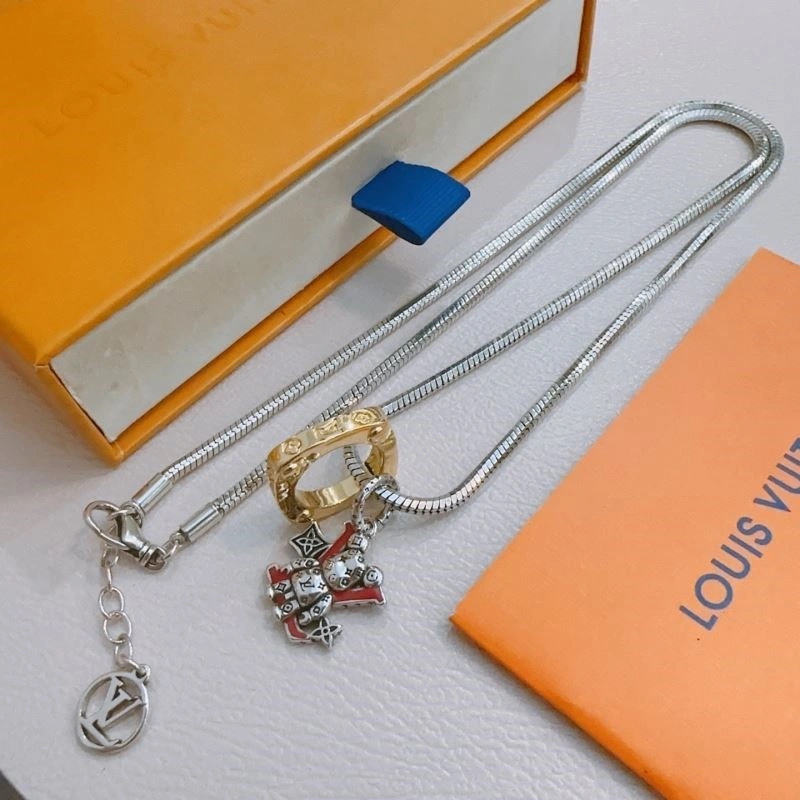 Louis Vuitton Necklaces SportInspired 248487