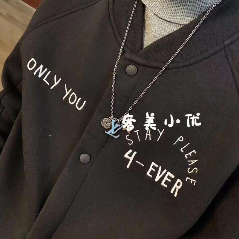 Louis Vuitton Necklaces Unisex 248484
