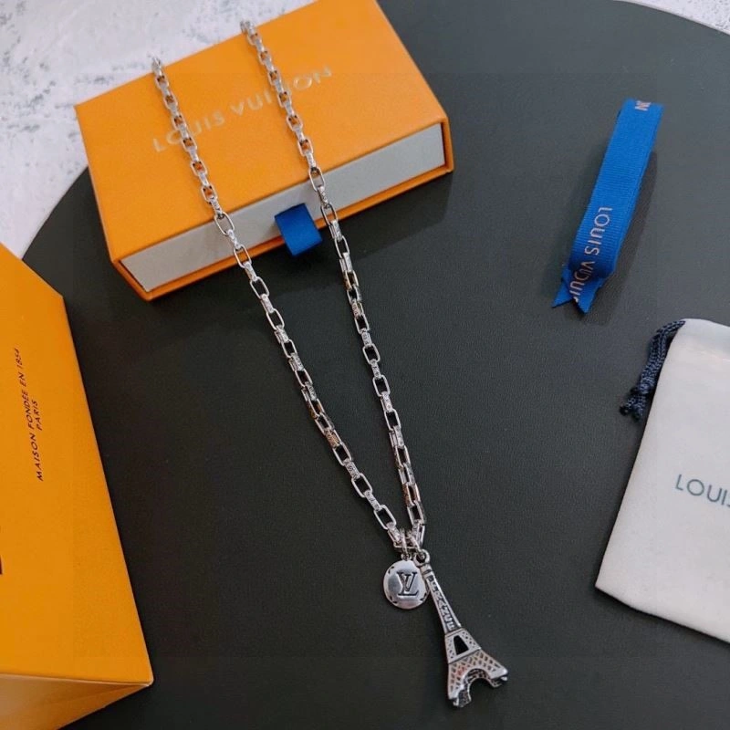 Lightweight Louis Vuitton Necklaces 248497