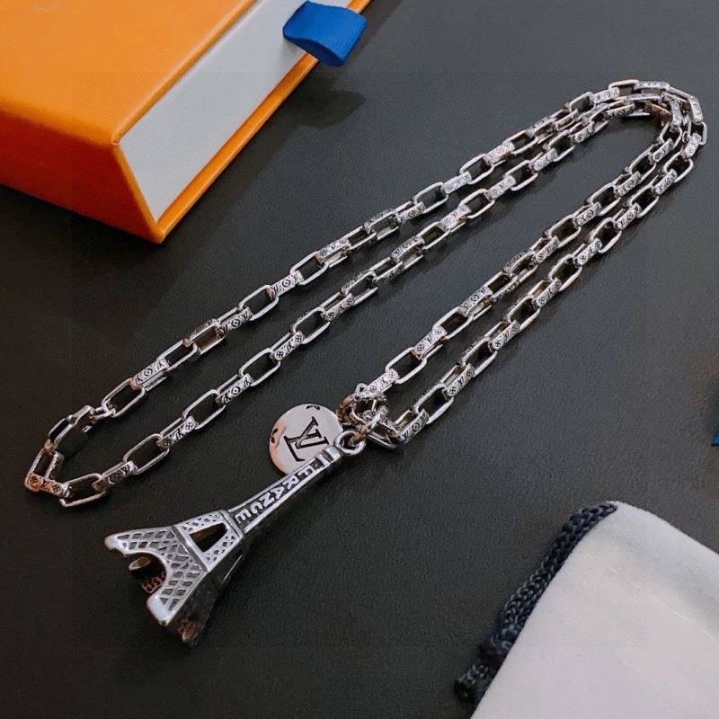 Lightweight Louis Vuitton Necklaces 248497