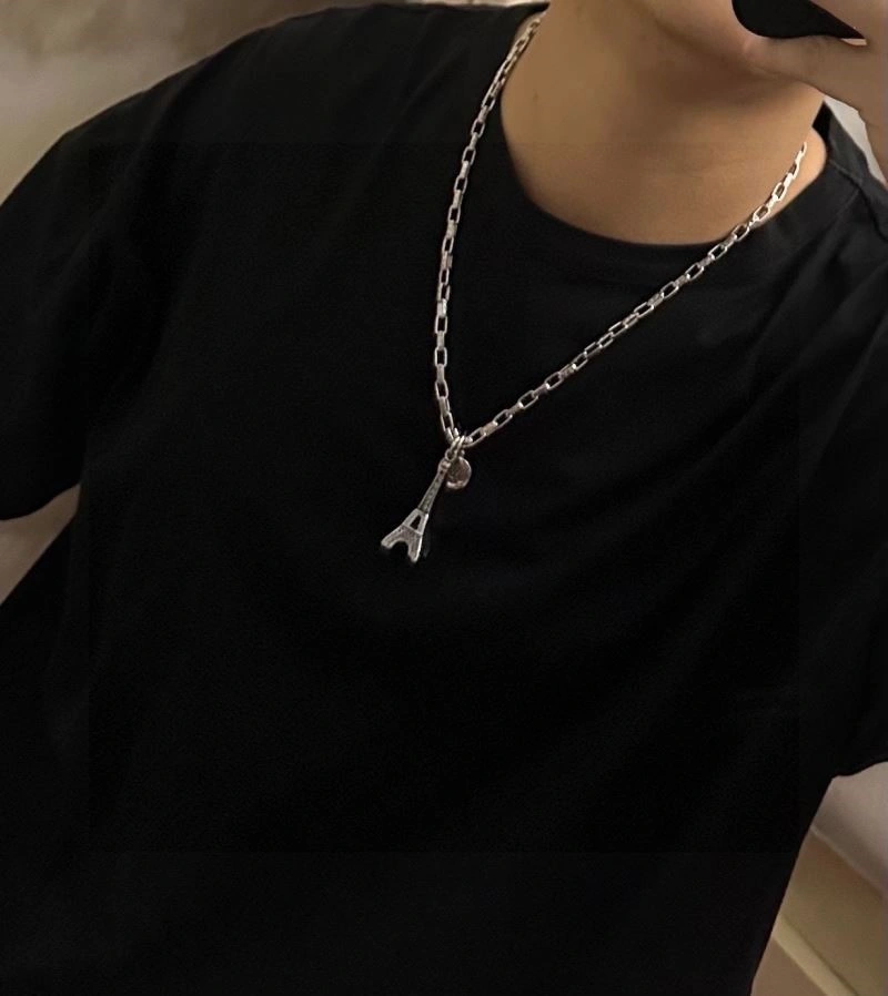 Lightweight Louis Vuitton Necklaces 248497