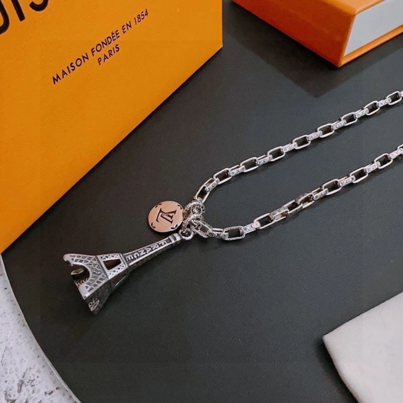 Lightweight Louis Vuitton Necklaces 248497