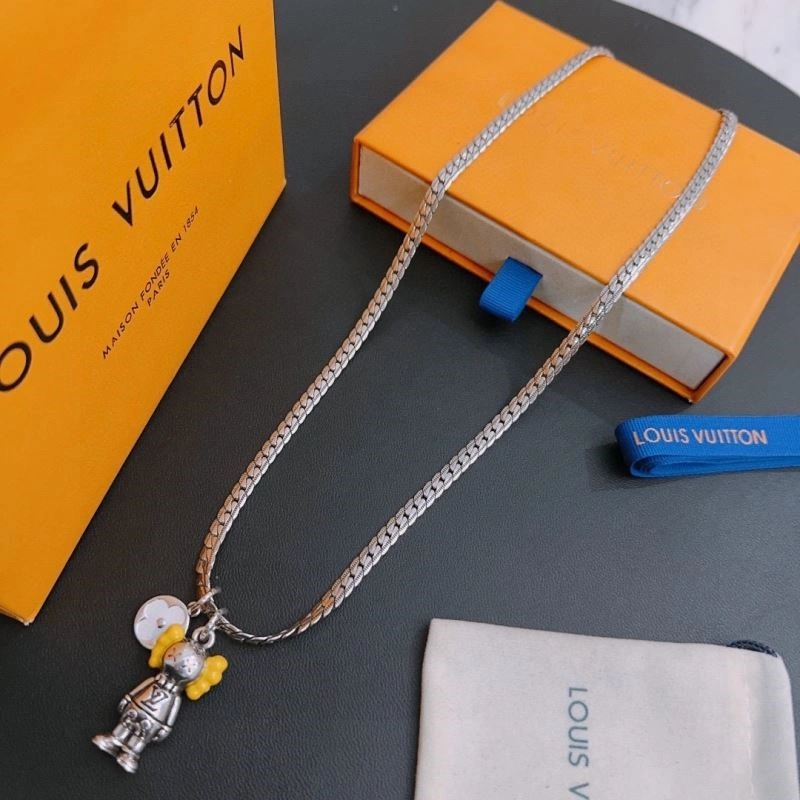 Reliable Louis Vuitton Necklaces 248491