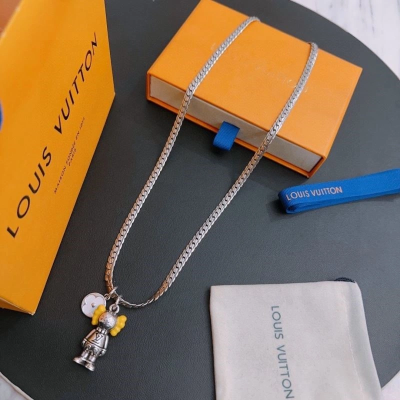 Reliable Louis Vuitton Necklaces 248491