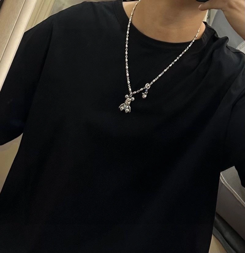 Louis Vuitton Necklaces Colorful 248496