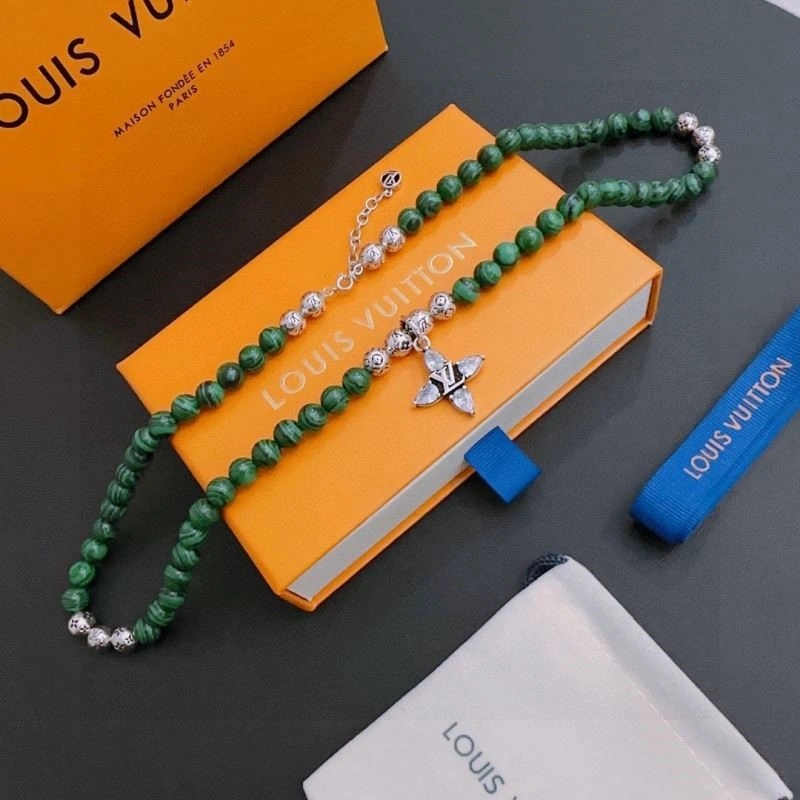 Louis Vuitton Necklaces Durable 248490
