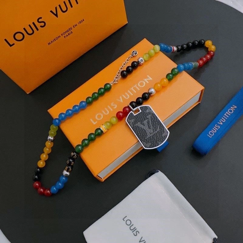 Louis Vuitton Necklaces Modern 248488