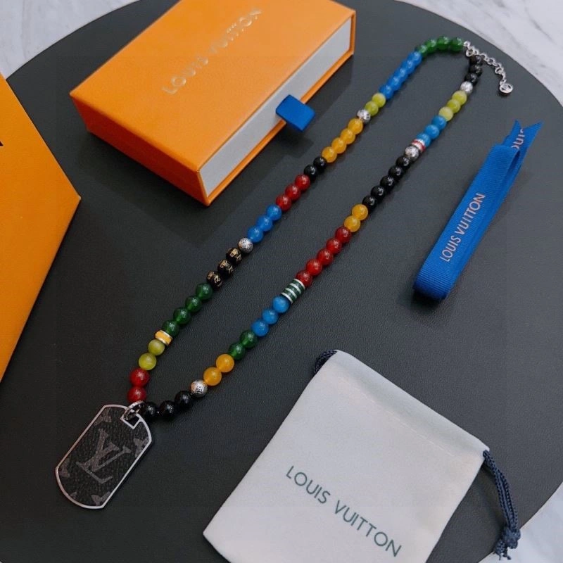 Louis Vuitton Necklaces Modern 248488