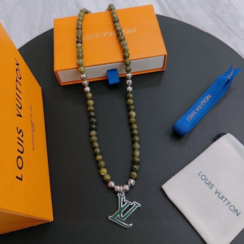 Louis Vuitton Necklaces Bright 248499