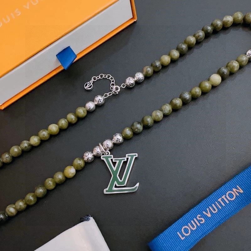 Louis Vuitton Necklaces Bright 248499