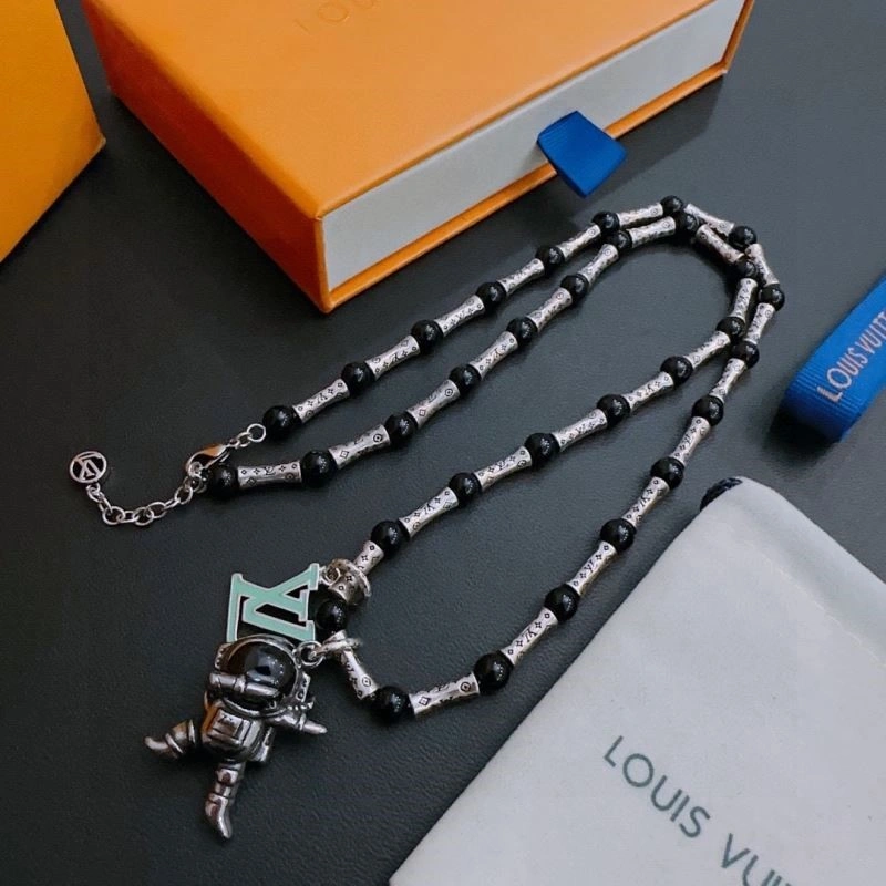 Louis Vuitton Necklaces ZipUp 248498