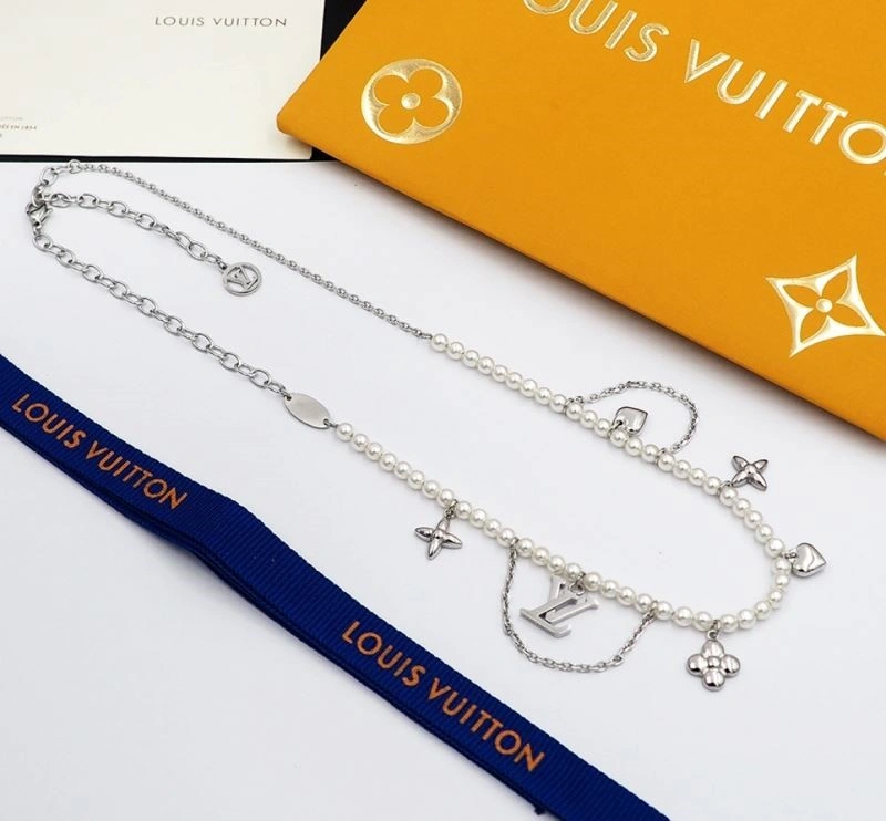 Refined Louis Vuitton Necklaces 248506
