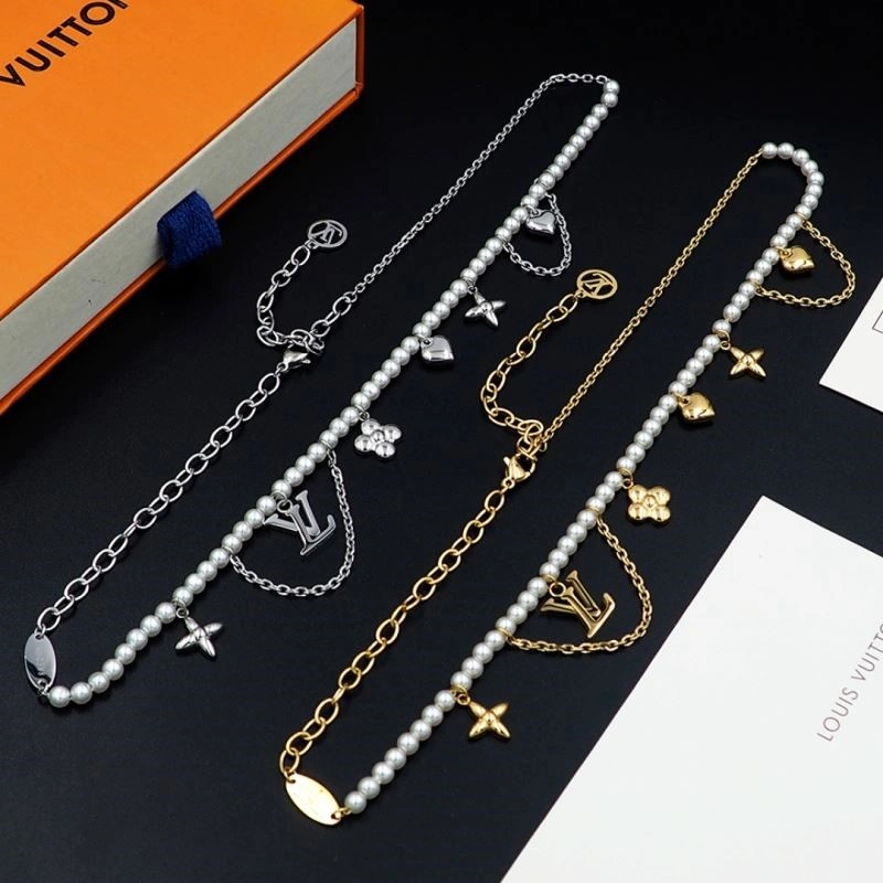 Refined Louis Vuitton Necklaces 248506