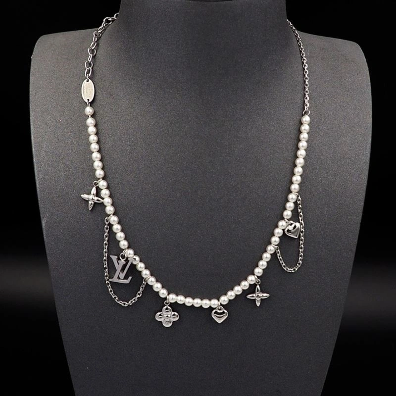 Refined Louis Vuitton Necklaces 248506