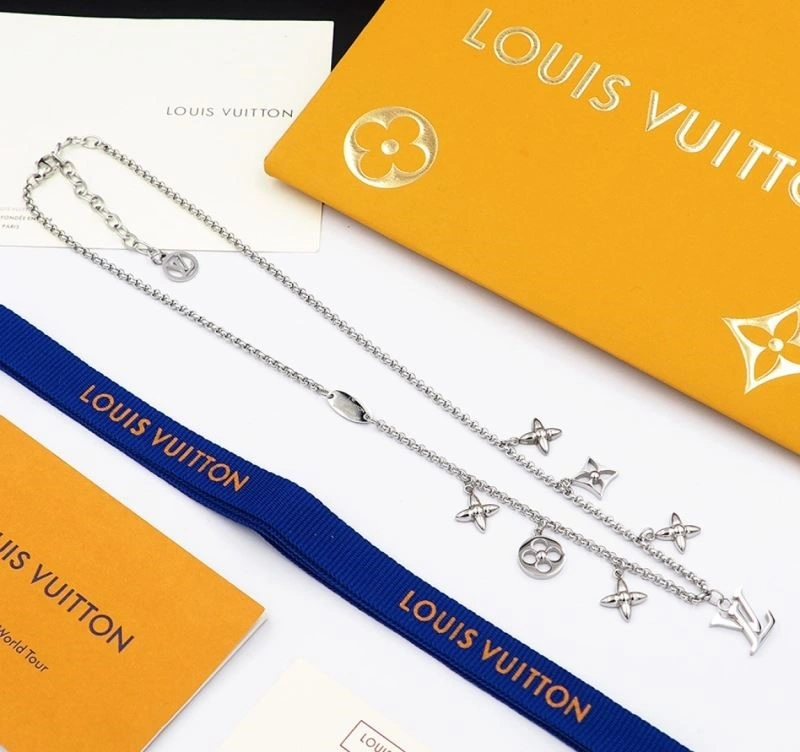 Louis Vuitton Necklaces MoistureWicking 248505