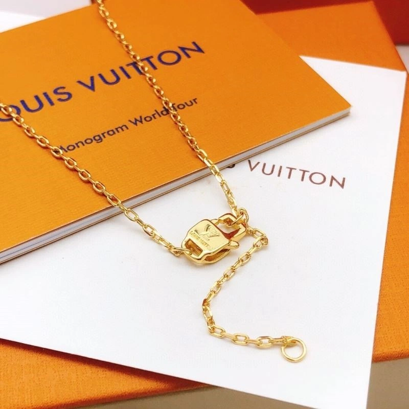 Louis Vuitton Necklaces Fashionable 248485