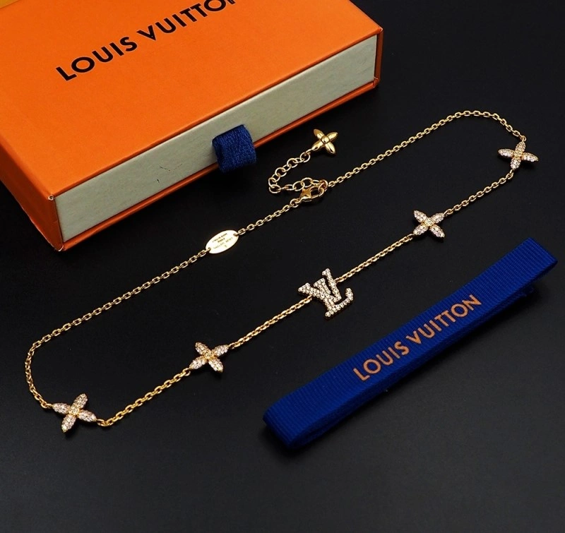 Louis Vuitton Necklaces Practical 248492