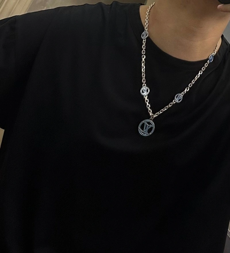 Louis Vuitton Necklaces Compact 248470
