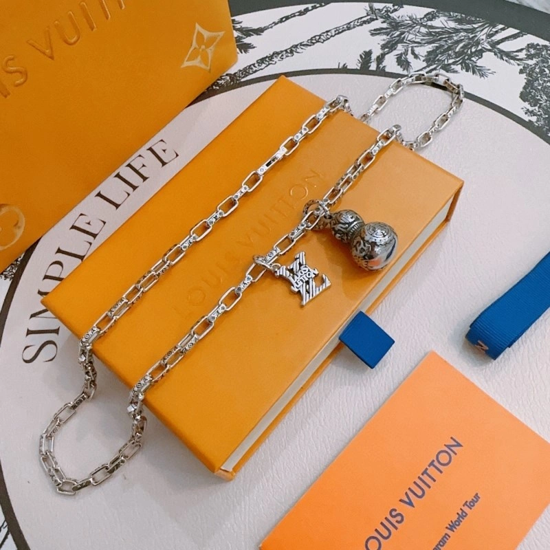 Breathable Louis Vuitton Necklaces 248469