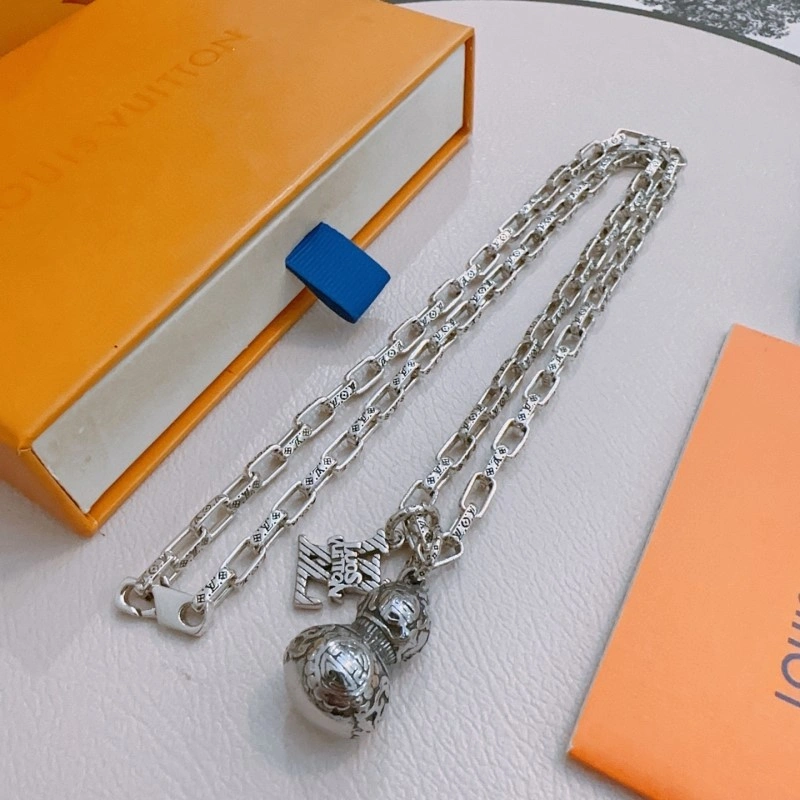 Breathable Louis Vuitton Necklaces 248469