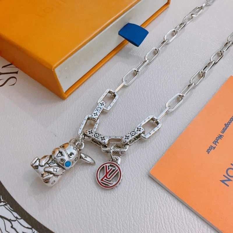 WeatherProof Louis Vuitton Necklaces 248467
