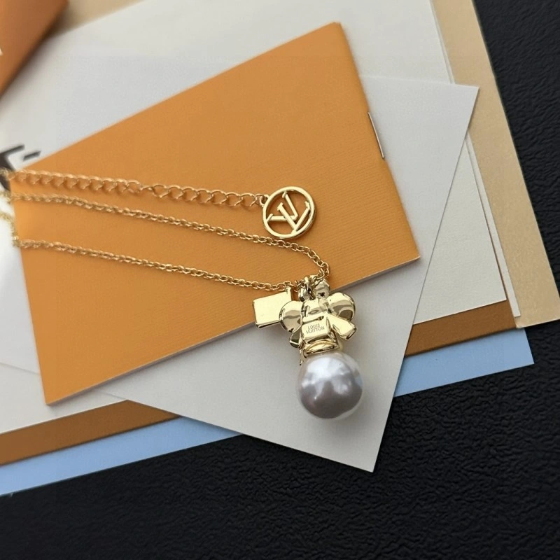 Louis Vuitton Necklaces Durable 248465