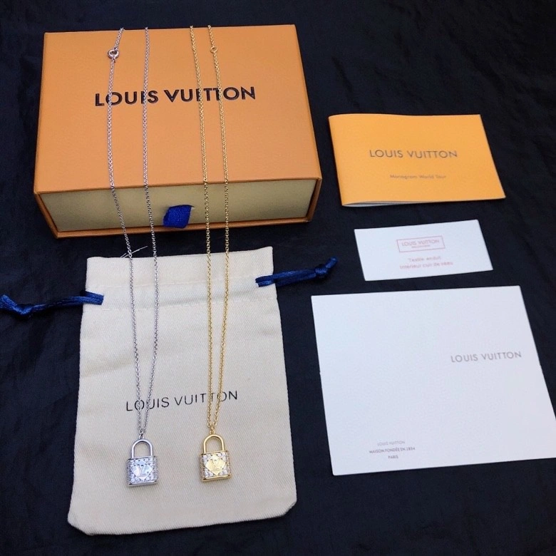 SunProtective Louis Vuitton Necklaces 248461