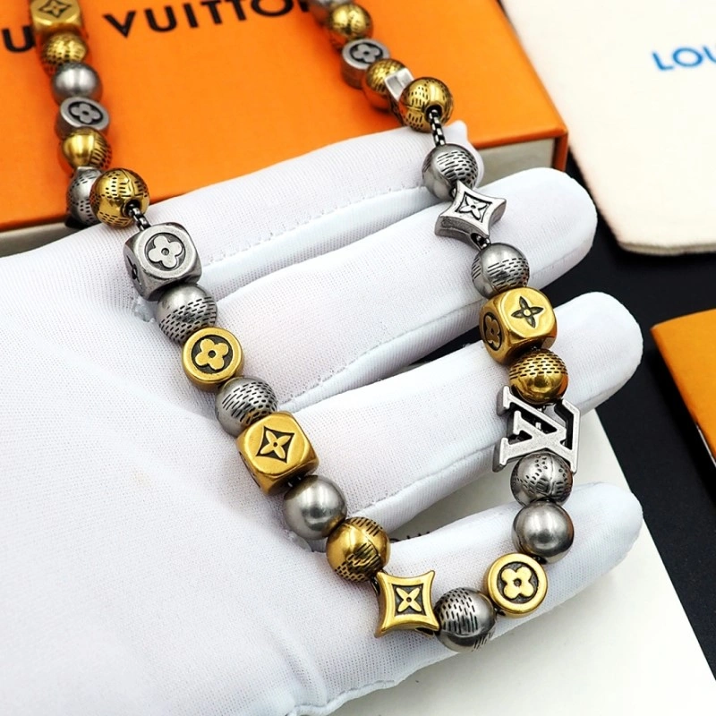 WellDesigned Louis Vuitton Necklaces 248452