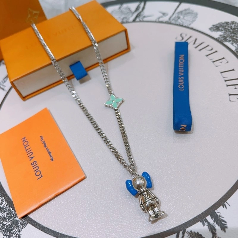 Louis Vuitton Necklaces Lightweight 248453