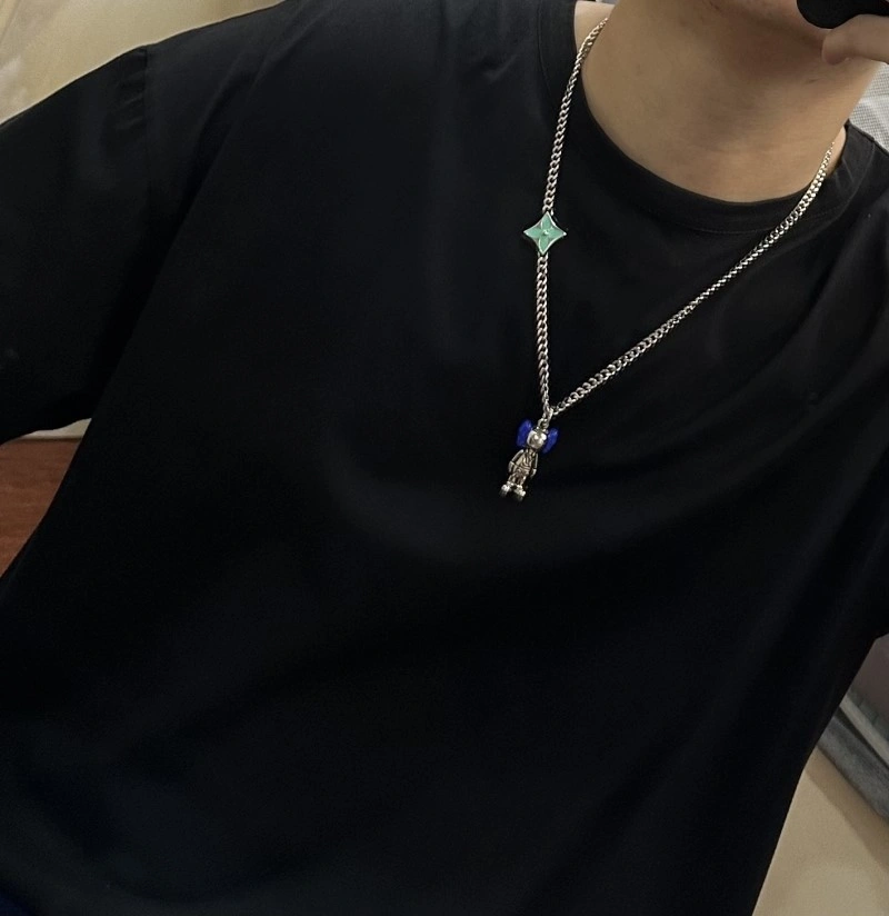 Louis Vuitton Necklaces Lightweight 248453