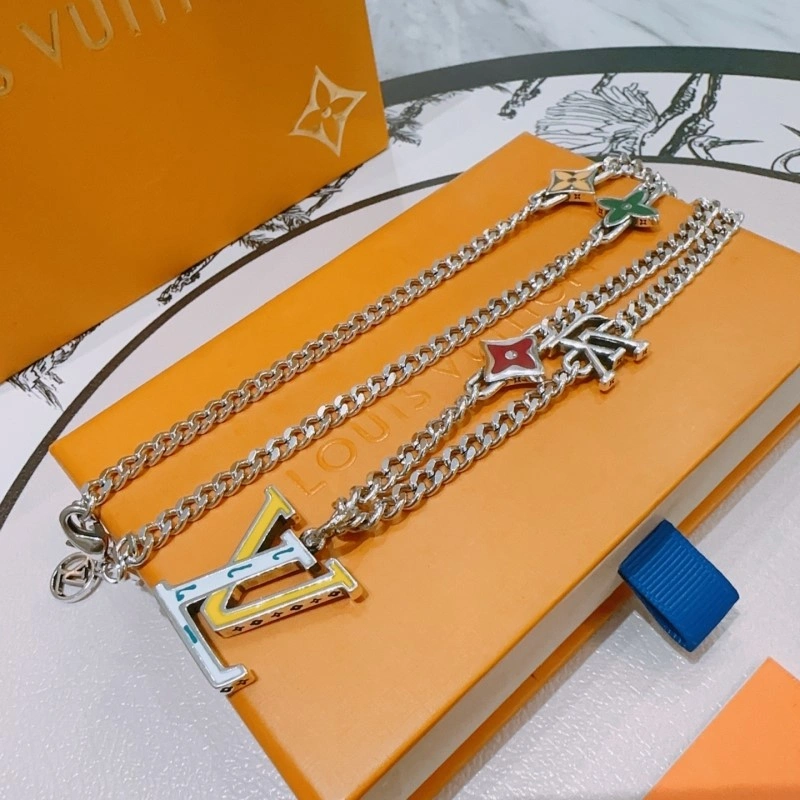 Stylish Louis Vuitton Necklaces 248455