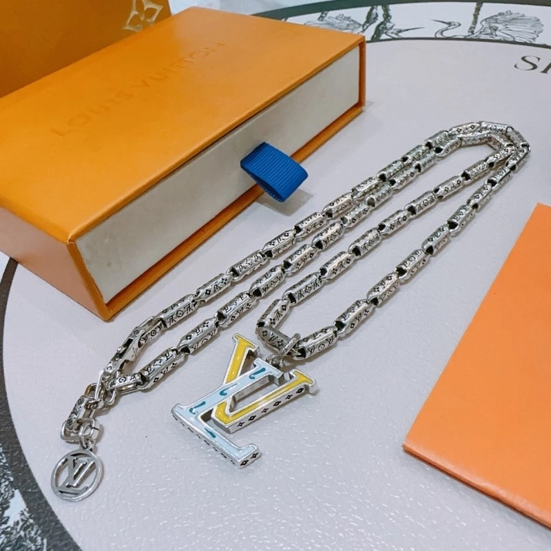 WaterResistant Louis Vuitton Necklaces 248456