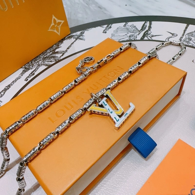 WaterResistant Louis Vuitton Necklaces 248456