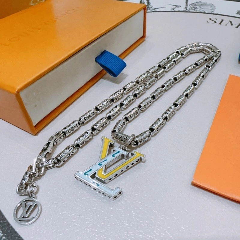 WaterResistant Louis Vuitton Necklaces 248456