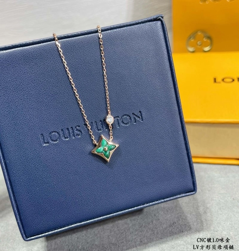 Supportive Louis Vuitton Necklaces 248460