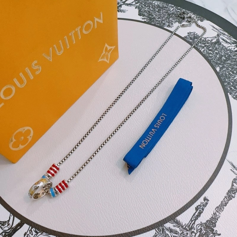 ModernLook Louis Vuitton Necklaces 248450