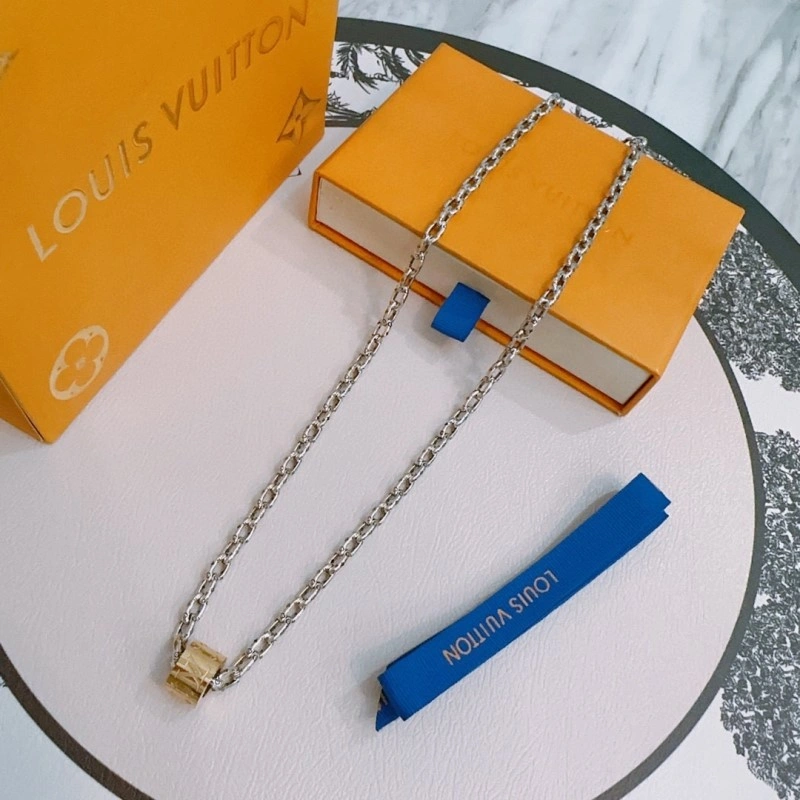 Louis Vuitton Necklaces Modern 248440