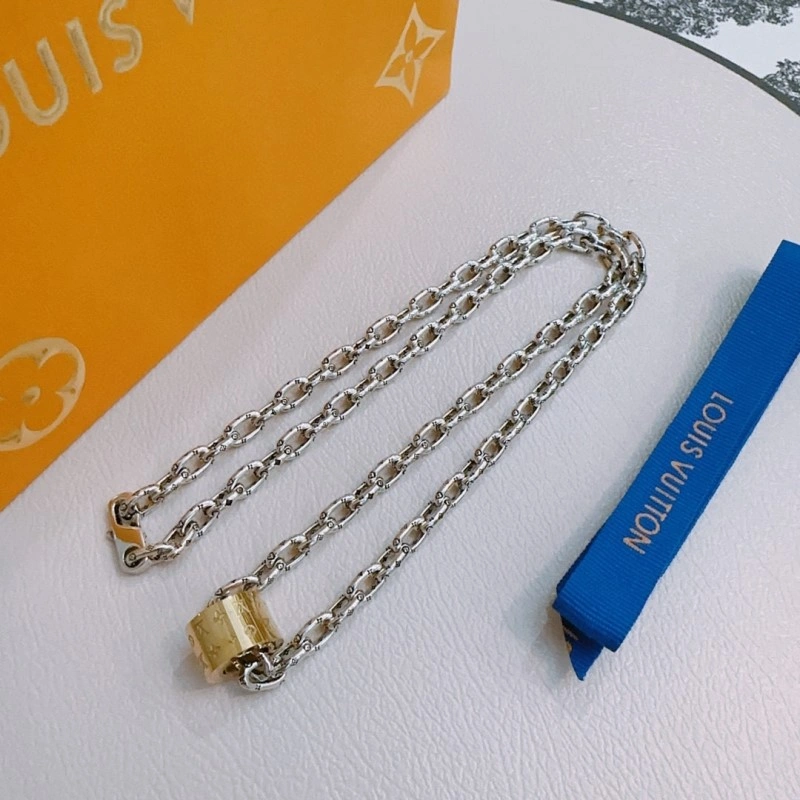 Louis Vuitton Necklaces Modern 248440